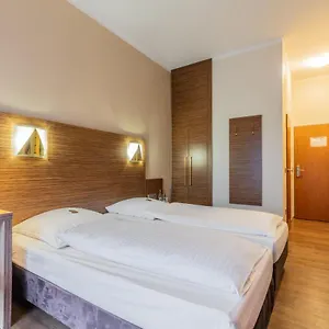**** Hotel Sport- Und Tagungshotel De Poort Germania