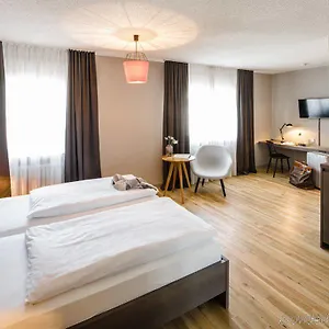 Отель Bold Frankfurt Messe